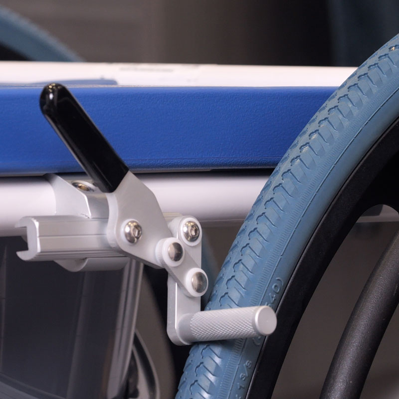 Chaise de douche et WC Aston grandes roues – Image 5