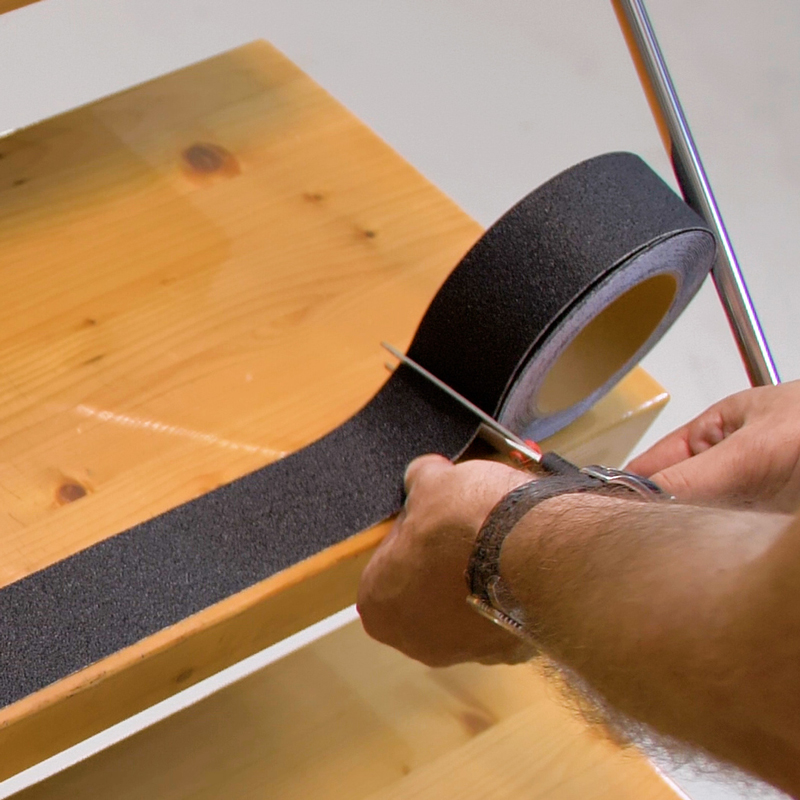 Rouleau d'antidérapant adhésif – Image 4